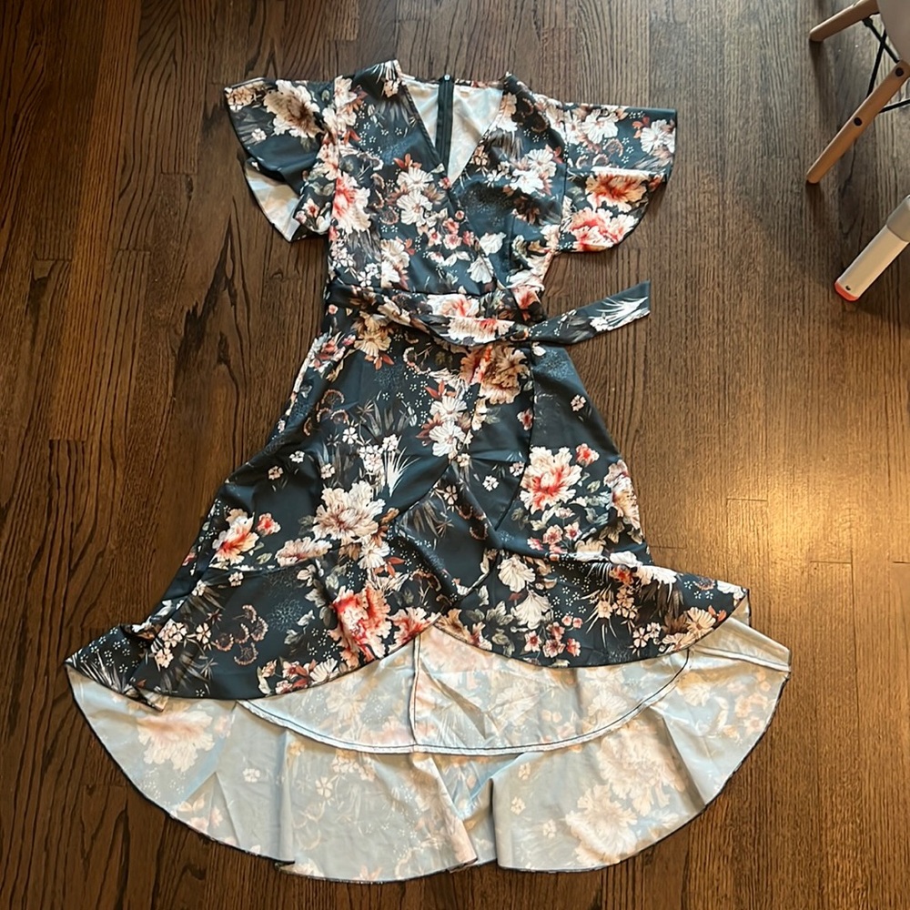 Green floral midi dress - High Low cut with flutter sleeves